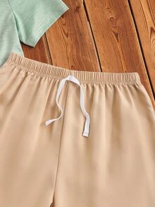 SHEIN 两件套男童棕榈树印花短袖T恤和纯色短裤套装，适合休闲、度假、运动和夏季穿着。 - 綠色 - 查看 6