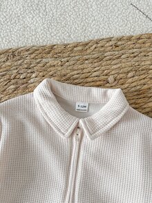 SHEIN Baby Boy Spring/Autumn Casual Waffle Knit Solid Color 2-Piece Set, 0-3 Years Old, POLO Collar Half-Zip Long Sleeve Top And Straight Leg Pants Outfit - Beige - View 6