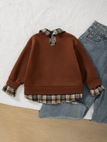 SHEIN 女童 4-8Y 棕色 2 合 1 衛衣，配格紋襯衫領與下擺，黑色字母印花拼接設計，簡約復古學院風兒童長袖上衣，適合購物與日常外出 - 棕色 - 查看 3