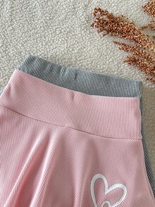 SHEIN 2件組女童幼兒彈性腰高彈力柔軟布料保暖內裡羅紋荷葉邊設計愛心印花緊身褲長褲休閒可愛時尚優雅韓風粉灰色保暖內裡緊身褲，適合秋冬日常穿著或室內場合百搭 - 彩色 - 查看 5
