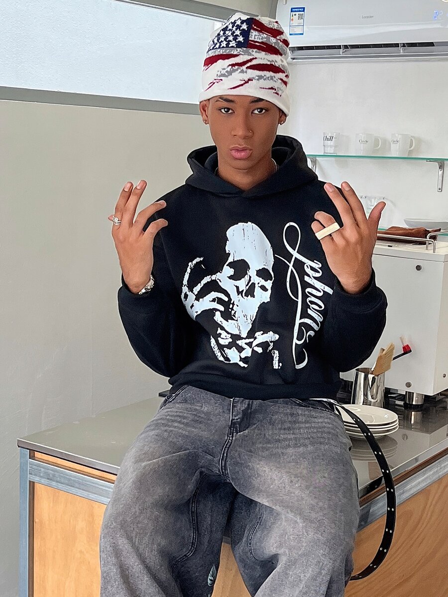 STEELVANCE Men's Dark Style Skull Graphic Print Hoodie - Black - View 1