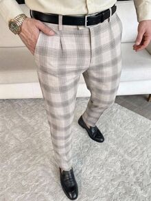 Manfinity Homme بنطلون طويل للرجال، بنطلون بدلة بتصميم مربعات، قصة ضيقة بأسلوب أساسي، مناسب للمناسبات العطلية والارتداء اليومي، خيار مثالي كهدية عيد ميلاد في العطلات - أبيض - مشاهدة 1
