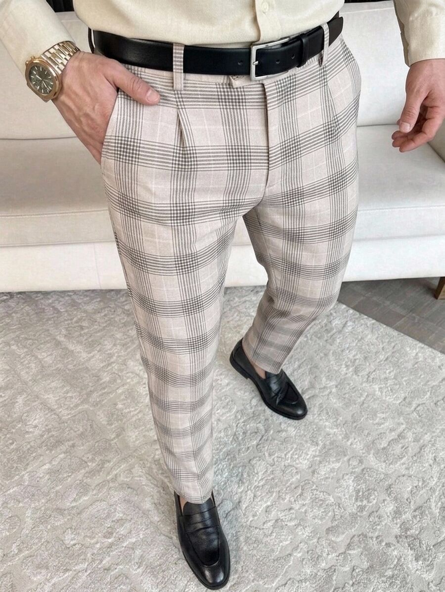 Manfinity Homme بنطلون طويل للرجال، بنطلون بدلة بتصميم مربعات، قصة ضيقة بأسلوب أساسي، مناسب للمناسبات العطلية والارتداء اليومي، خيار مثالي كهدية عيد ميلاد في العطلات - أبيض - مشاهدة 1