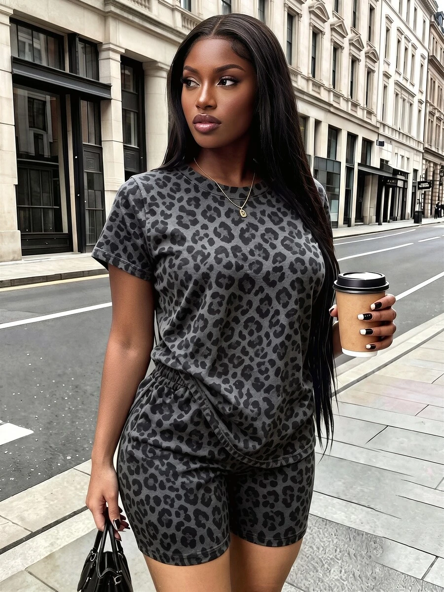 Rovax Women's Leopard Print Short Sleeve Top And Shorts Casual Daily 2 Pieces Set