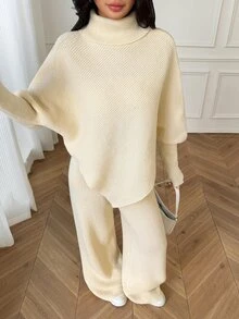 SHEIN PETITE Setelan Dua Potong Serbaguna untuk Liburan Musim Gugur/Dingin Wanita, Terdiri dari Atasan Asimetris Model Batwing Warna Polos Kerah Tinggi dan Celana Panjang, Cocok untuk Acara Santai, Ukuran Petite - Aprikot - View 4