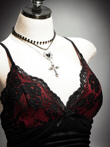 SHEIN ICON 女款大尺碼復古性感千禧風Y2K暗黑哥德風黑紅拼色對比蕾絲腰部抓褶修身細肩帶背心 - 紅色和黑色 - 查看 1