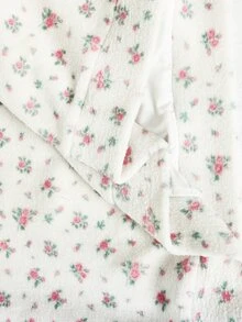 Sweetness Plus Size Women's Lamb Wool Fresh Ditsy Floral Autumn/Winter Sweatshirt - White - View 6