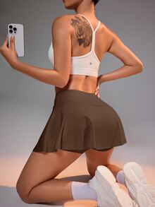 CourtClass CourtClass 女士带口袋短裙，适合羽毛球、网球、瑜伽、健身、跑步、马拉松等运动 - 卡其色 - 查看 2