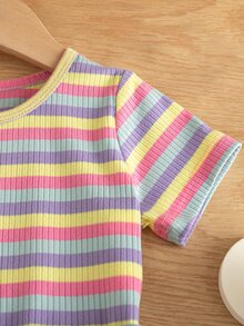 SHEIN 2件/套 嬰兒女童夏季休閒可愛家庭套裝 藍黃條紋T恤牛仔吊帶短褲 3D兔子裝飾 復活節風格服飾 - 彩色 - 查看 5