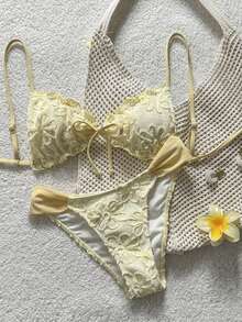 SHEIN Swim 女款泳衣套裝，島嶼海灘度假風，荷葉邊雙肩帶，紋理面料，淡黃色女款泳衣 - 淡黃色 - 查看 2