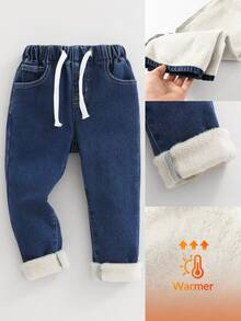 SHEIN Vintaside Kids 男童牛仔長褲，秋冬款，柔軟棉質，休閒時尚百搭，極簡風，全鬆緊腰頭，可調節抽繩，磨毛面料，柔軟舒適，修身彈性，深藍水洗牛仔長褲，適合日常穿著與度假 - 深色水洗藍 - 查看 4