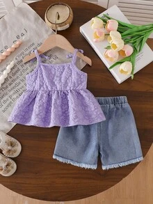 SHEIN Vintaside Kids 女嬰夏季紫色天藍色3D花朵吊帶上衣牛仔短褲套裝，蝴蝶結裝飾，適合日常外出、休閒牛仔風旅行、家庭聚會、派對 - 紫色 - 查看 2