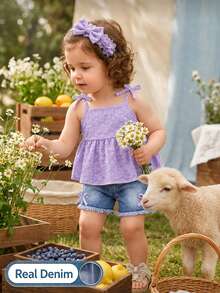 SHEIN Vintaside Kids 女嬰夏季紫色天藍色3D花朵吊帶上衣牛仔短褲套裝，蝴蝶結裝飾，適合日常外出、休閒牛仔風旅行、家庭聚會、派對 - 紫色 - 查看 3