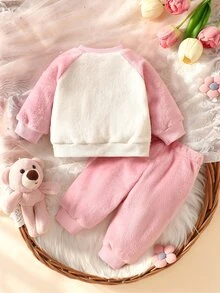 SHEIN 新生女嬰法蘭絨2件套服裝,刺繡泰迪熊與蝴蝶結衛衣+長褲 - 粉色 - 查看 5