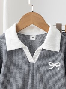 SHEIN Elladie kids Tween Girls Striped Bow Decor 2-Piece Outfit, Waffle Knit Long Sleeve Top & Ribbed Flare Pants Set - Grey - View 3