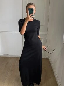 DAZY 純色修身五分袖短袖圓領長洋裝 優雅度假風基礎層女款春秋針織毛衣洋裝 - 黑色 - 查看 3