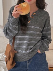 DAZY Women's Colorblock Grey Horn Button Loose Long Sleeve Crew Neck Casual Vacation Korean Style Fall Versatile Pullover Knit Sweater Brunch Winter - Grey - View 3