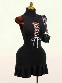 Mistrie Gaun Mini Bodycon Rajut Bergaris Tanpa Lengan Leher Tinggi dengan Detail Renda Hitam Putih Kontras, Bagian Dada Berlubang, dan Hem Berumbai, Cocok untuk Halloween, Klub, dan Musim Panas. - Hitam - View 5