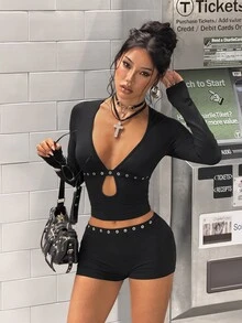 SHEIN HypeZone 時尚性感鏤空上衣與短褲兩件套 - 黑色 - 查看 1