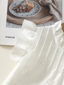 SHEIN Elladie kids 2件組女童夏季新款小圓領露背水滴藍蝴蝶結仿刺繡印花布料荷葉袖前綴蝴蝶結裝飾上衣休閒直筒短褲簡約復古時尚套裝 - 軍綠色 - 查看 5