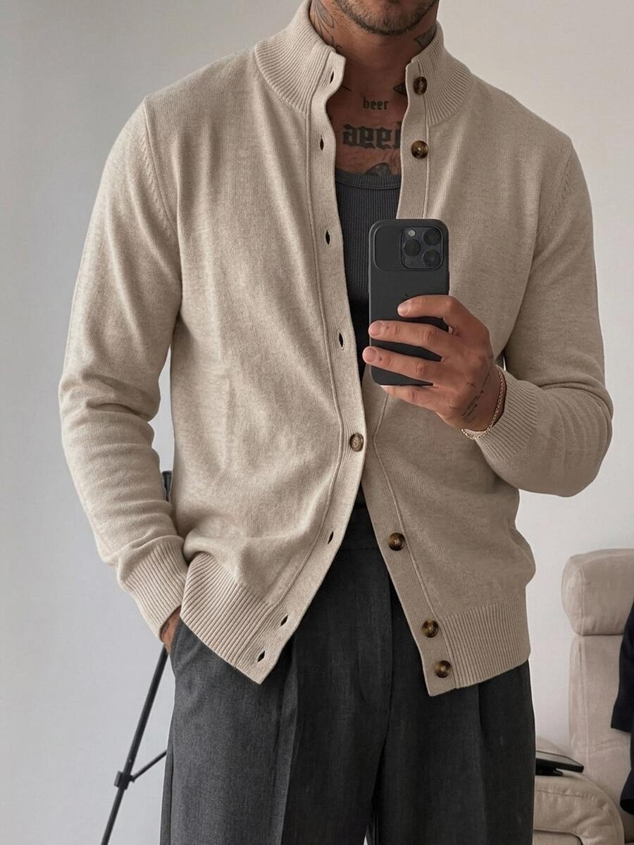 Manfinity CasualKnits 男士休閒純色開襟衫,秋冬百搭 - 杏色 - 查看 1