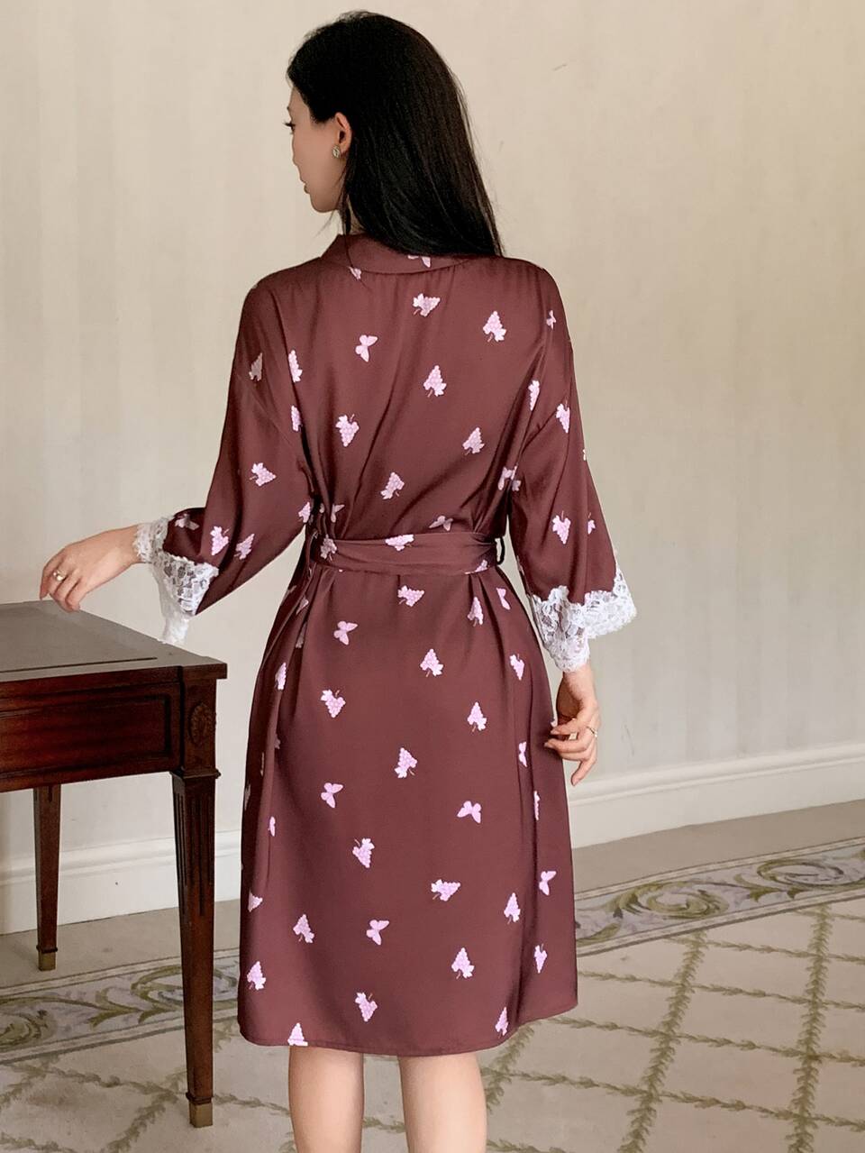 Summer Vacation Style Elegant Butterfly & Fruit Pattern All-Over Print Lace Patchwork Women's Nightgown Fall