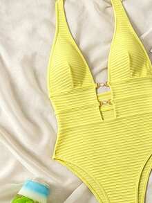 SHEIN Swim Springbreak 女款黃色羅紋針織提花面料鏤空深背V領掛脖高衩泳裝，適合海灘度假、泳池派對、溫泉海灘，性感辣妹風休閒連身泳衣，女款連身泳裝，波希米亞風節慶款 - 黃色 - 查看 3