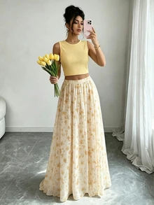 GlowEve 女款純色圓領上衣搭配花卉印花百褶裙休閒日常套裝 - 杏色 - 查看 7