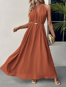 EMERY ROSE Gaun Maxi Wanita Warna Cokelat Karat untuk Liburan Pantai Tropis Musim Panas, Gaun Maxi Halter Warna Oranye Terbakar dengan Leher Ayun Warna Polos untuk Liburan Wanita - Redwood - View 5