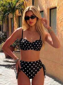 SHEIN Swim 大尺碼 2026 春夏熱銷新款數位印花聚攏鋼圈貝殼硬罩杯泳衣，可拆卸可調節肩帶，穿脫方便，高級金屬背扣，傳統性感高腰三角比基尼泳褲，側綁帶，休閒時尚度假風海灘泳裝 - 黑色 - 查看 7