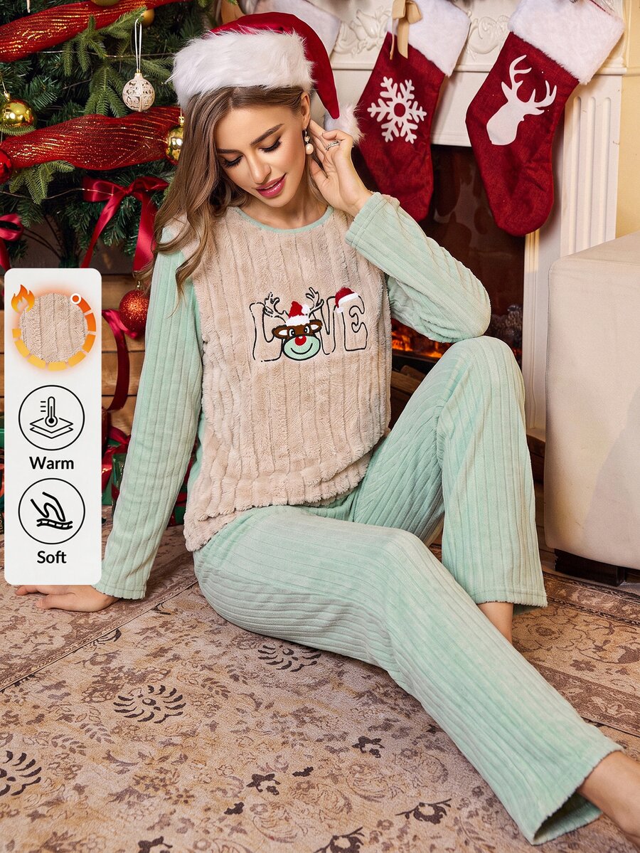 SHEIN طقم بيجامة نسائي ناعم من الفرو مع تطريز LOVE عيد الميلاد ملابس منزلية