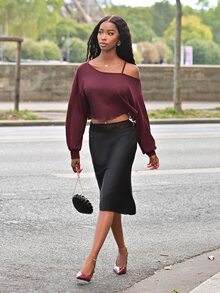 Mima John Women's Asymmetric Shoulder T-Shirt,Minimalist Chic Burgundy Long Sleeve Crop Tops,Autumn Fall Clothes For Night Out,Fashion Design Summer Tops - Red Violet - View 5