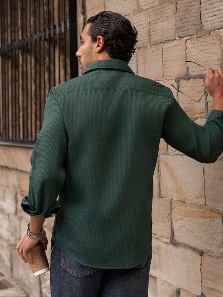 YOUESAWY YOUESAWY Kemeja Pria Tombol Depan Plain Casual - Dark Green - View 2