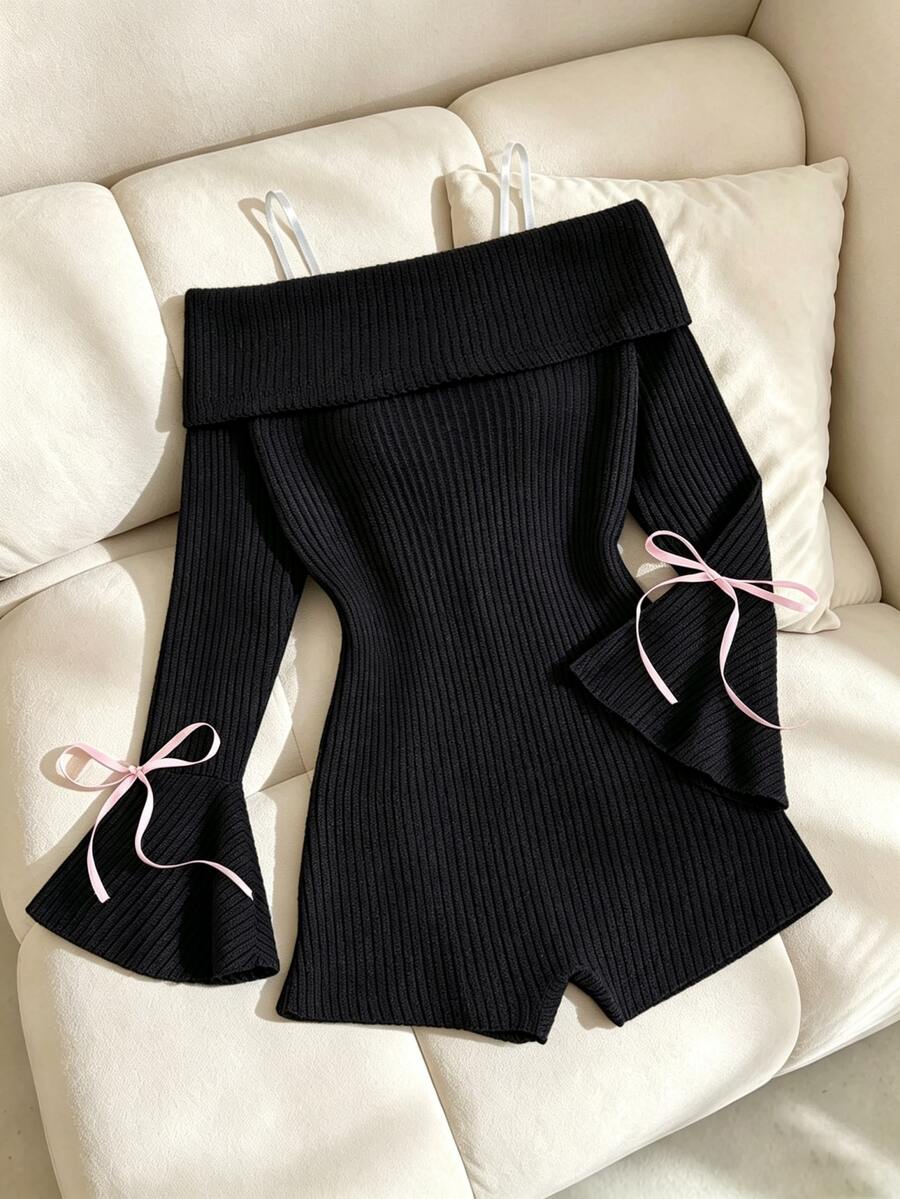 SHEIN Elladie kids رومبير كاجوال ضيق للفتيات المراهقات بأكمام طويلة منسوجة مضلعة مع أكتاف مكشوفة وأكمام جرسية مزركشة وزينة فيونكة للخريف - الأسود - مشاهدة 1