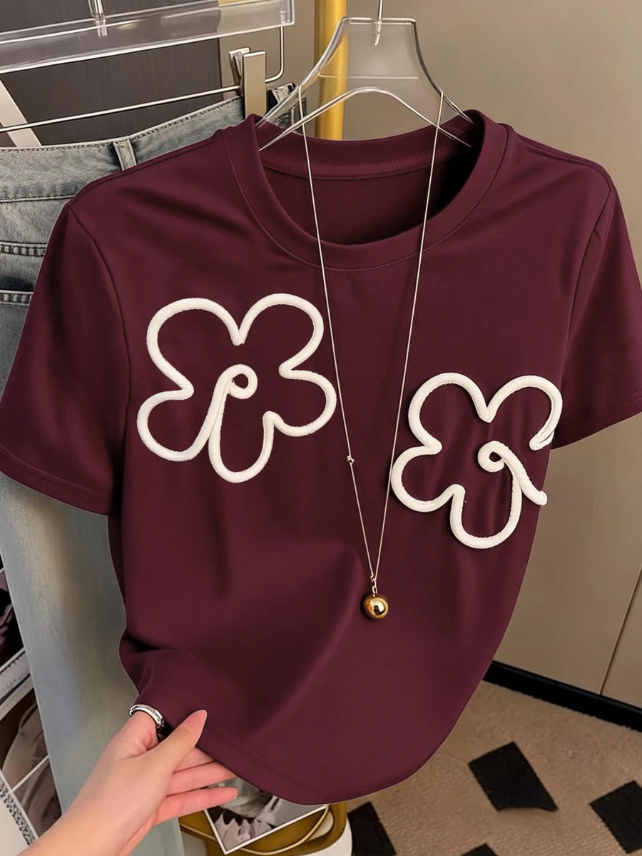 Resyla 女款夏季休閒可愛 3D 花朵裝飾 T-shirt 早午餐風 白色與酒紅色 - 酒紅色 - 查看 1
