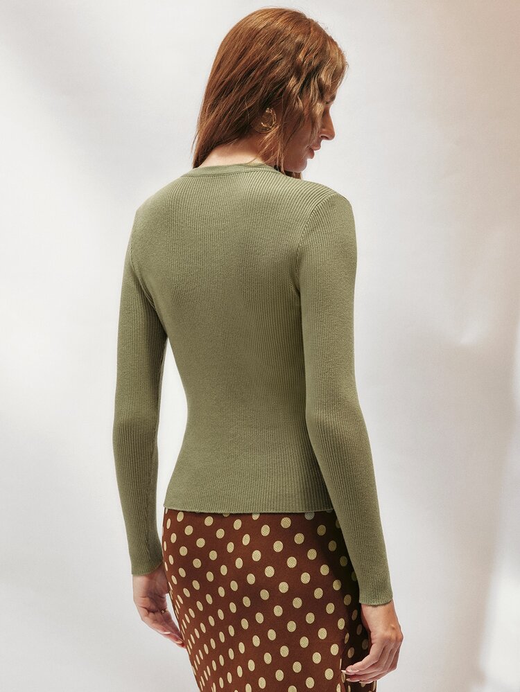 SHEIN Atasan Rajut Wanita Slim Fit Rajut dengan Ruffle di Bagian Depan, Leher Bulat, Dekorasi Kancing, Gaya Prancis Manis, Elegan, Vintage, Hijau Zaitun Polos, Musim Gugur, Halloween, Kantor, Brunch - Hijau - View 3