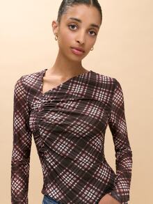 Nöista Womenswear Printed Top With Checks Fabrics In Tonal Autumn Colors, With Neck Gathering Detail, Perfect Top For Layering And Fall Winter Looks. - Coffee Brown - View 11