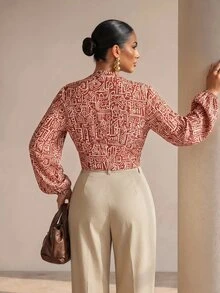 Structelle Allover Print Lantern Sleeve Crop Blouse - Multicolor - View 2