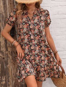 EMERY ROSE Summer Floral Printed Notched Neck Dress With Ruffle Hem Short Sleeves - Multicolor - View 1