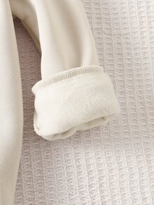 SHEIN Elladie kids 女童 4-7 歲豹紋蝴蝶結抓絨衛衣與內搭褲 2 件套，舒適米色套頭衫搭配黑色長褲套裝，適合秋冬校園日常與生日穿著 - 白色 - 查看 6