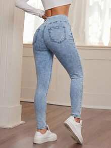 SHEIN PETITE 女款不對稱腰線休閒百搭日常牛仔褲 冬季優雅 Y2K 可愛萬用 哈囉威印花 新年聖誕毛絨抓絨 PETITE 版 - 藍色 - 查看 3