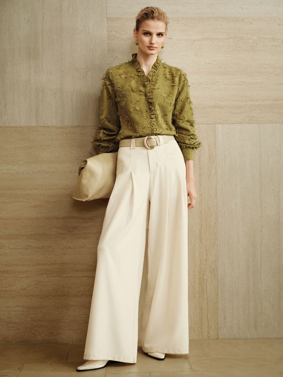 Arave CommtingElegant Commuter Solid Color Tassel Ruffle Trim Blouse - Army Green - View 1