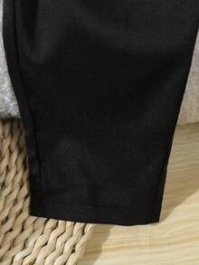 SHEIN 3件組男嬰正式紳士套裝，黑白配色夏季優雅高貴婚禮賓客服飾，長袖襯衫配蝴蝶結、背心褲 - 黑色 - 查看 9