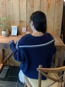 DAZY Cardigan Wanita Lengan Panjang Kerah Biru Tua Motif Blok Warna Feminin dengan Kantong Jala untuk Musim Gugur - Navy Blue - View 2