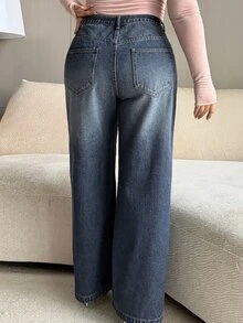 Dazy Plus 復古丹寧修身通勤女款休閒風水洗鉚釘裝飾修身直筒大尺碼牛仔褲，適合春秋穿著 - 中等水洗藍 - 查看 4