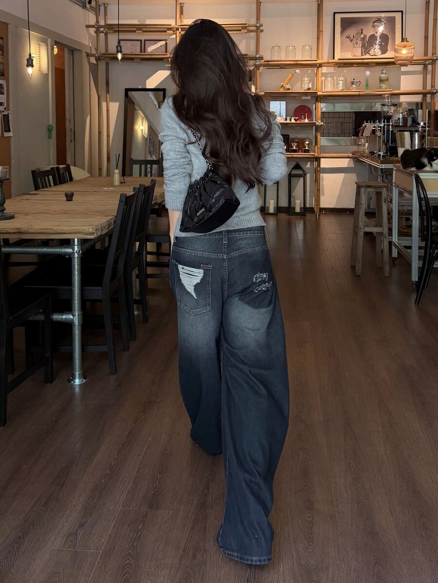 DAZY Celana Jeans Denim Wanita Longgar Kasual Gaya Korea dengan Efek Sobek dan Dicuci untuk Musim Gugur - Biru - View 1