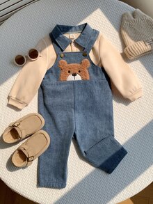 SHEIN 中性新生兒男嬰/女嬰、幼兒秋冬保暖內裡加厚可愛熊刺繡貼布丹寧吊帶褲運動衫套裝，嬰兒冬季套裝，聖誕節 - 霧霾藍 - 查看 5