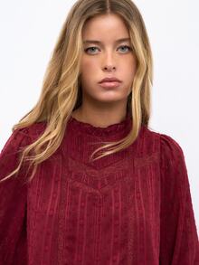 Nöista Blus Wanita Warna Burgundy dengan Detail Renda di Bagian Depan, Sangat Cocok untuk Kembali ke Sekolah, dan Tampilan Sehari-hari untuk Musim Gugur dan Musim Dingin. - Hitam - View 6