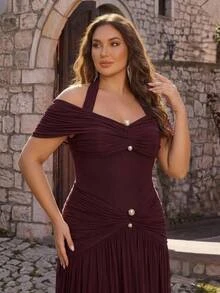 Glamrae Plus Size Elegant Classy Rose Gold Cold Shoulder Ruched Pearl Button Fitted A-Line Dress Evening Party Dinner Heavy Embellished Gown Christmas Fall - Burgundy - View 2