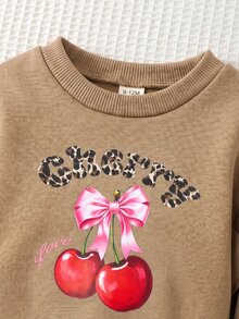 SHEIN ملابس يومية كاجوال للبنات الصغيرات: سويتشيرت بأكمام طويلة بنقشة حروف وكرز مع بنطلون ليجنز بطبعة نمر - بني - مشاهدة 9